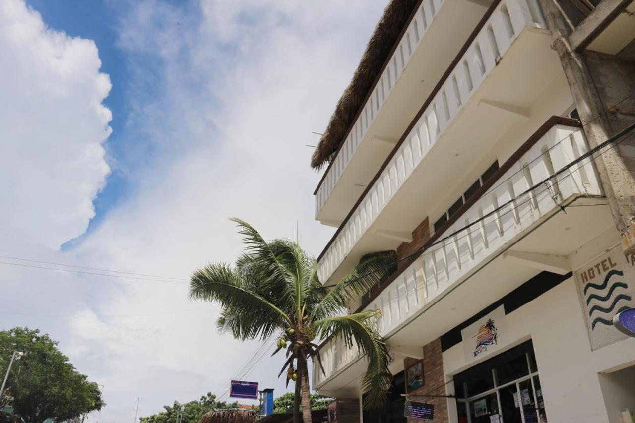 Casa Tacuba Hotel Puerto Escondido  Exterior photo