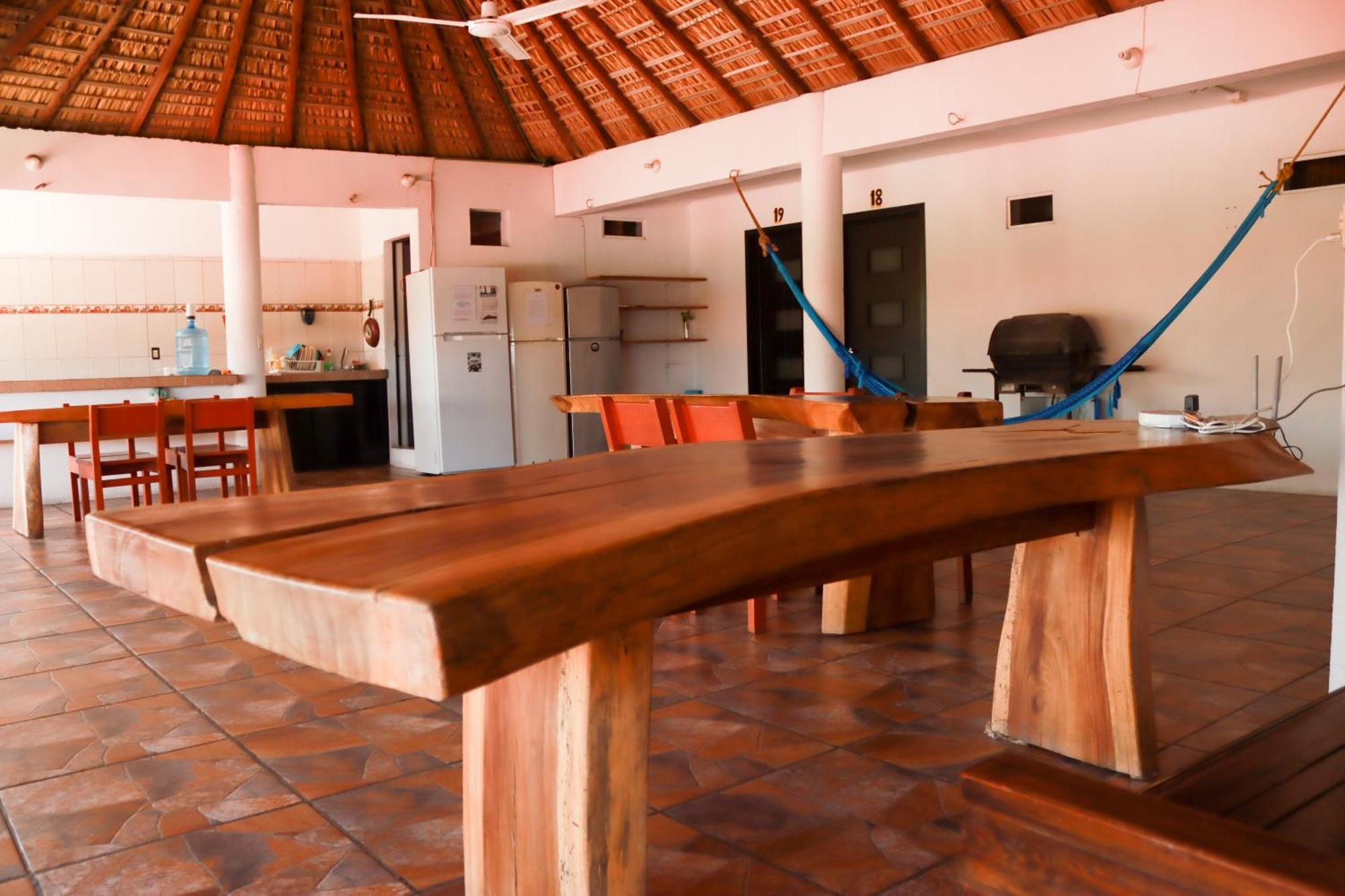 Casa Tacuba Hotel Puerto Escondido  Exterior photo